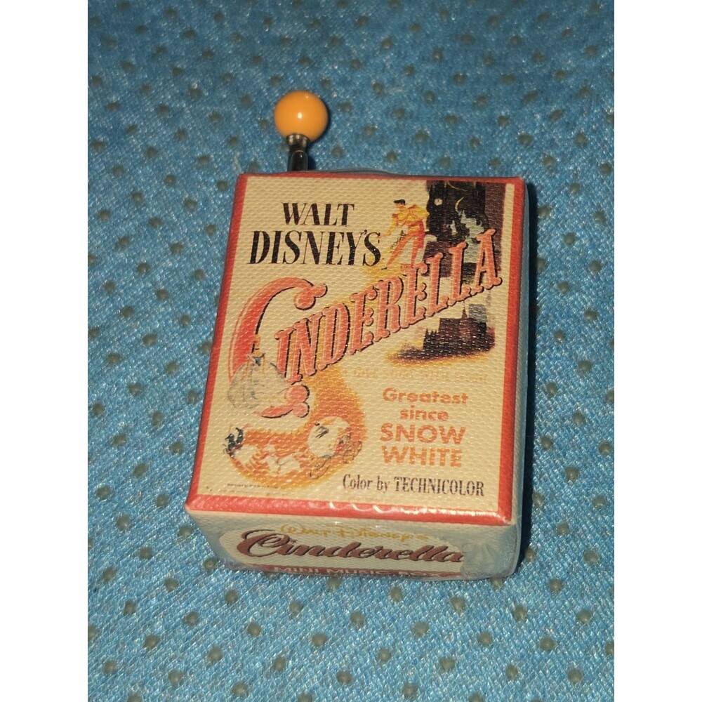 1948 Cinderella mini music box (works!) Great Condition Vintage Rare